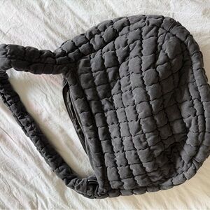 COS OVERSIZED QUILTED CROSSBODY BAG